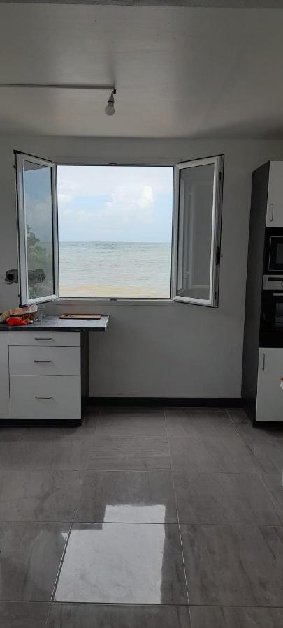 Maison De Vacances Baca Vue Sur Mer Capesterre Esterno foto